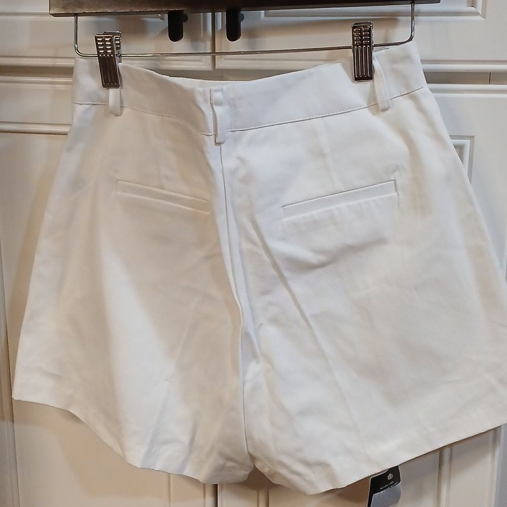Storets White Pleated Trouser Shorts Size Small/Medium Nwt - Picture 7 of 9